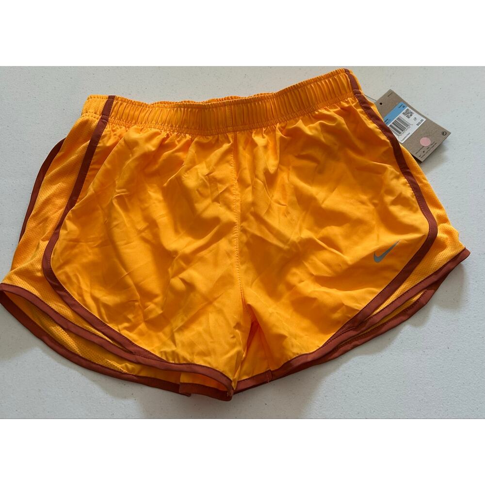 Nike Women’s Running Shorts Orange Size M NWT Lightweight Athletic Gym